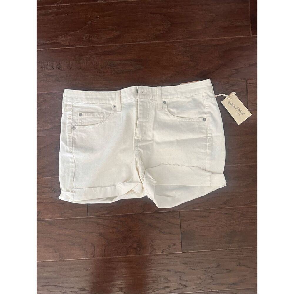 NWT Target White Mid Rise Boyfriend Cuffed Shorts Soze 30/10